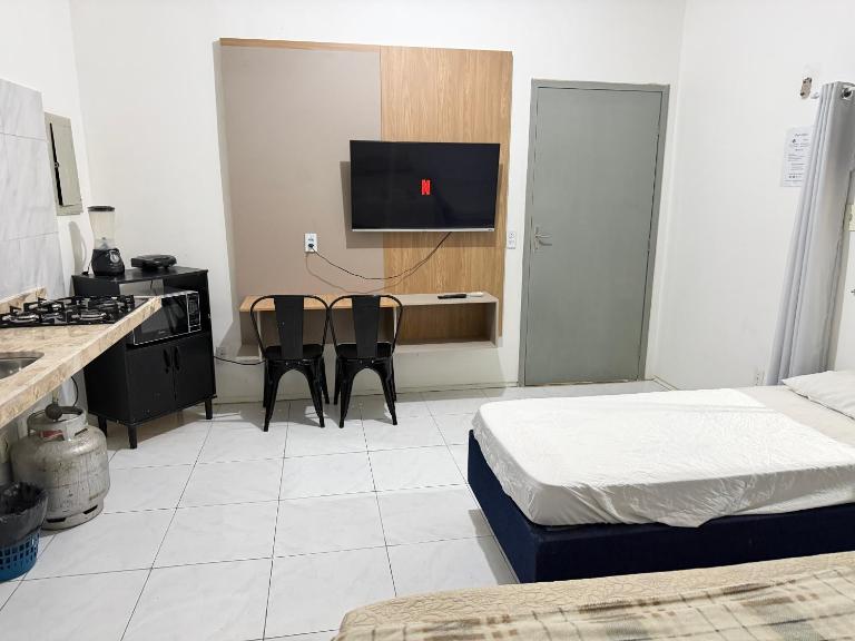 Ap no Derby com garagem e ar - B&B Sobral