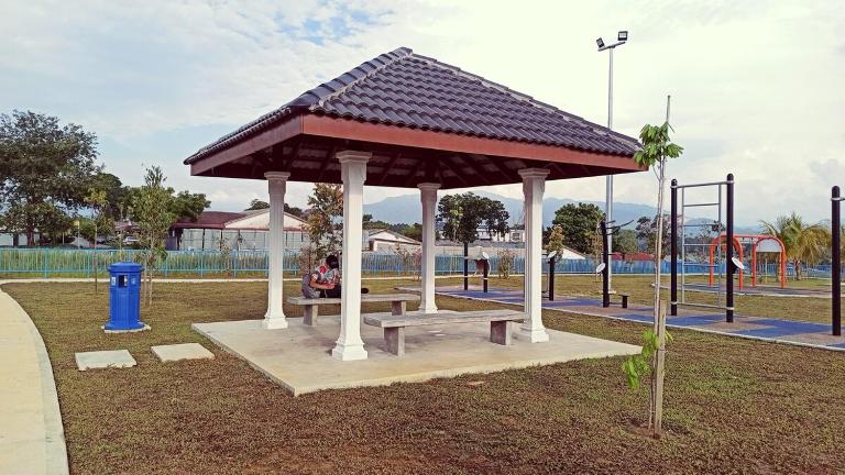 Rawang Entire Terrace Homestay R4 0 Deposit & Kitchen & BBQ & Parking - Chambres d'hôtes Rawang