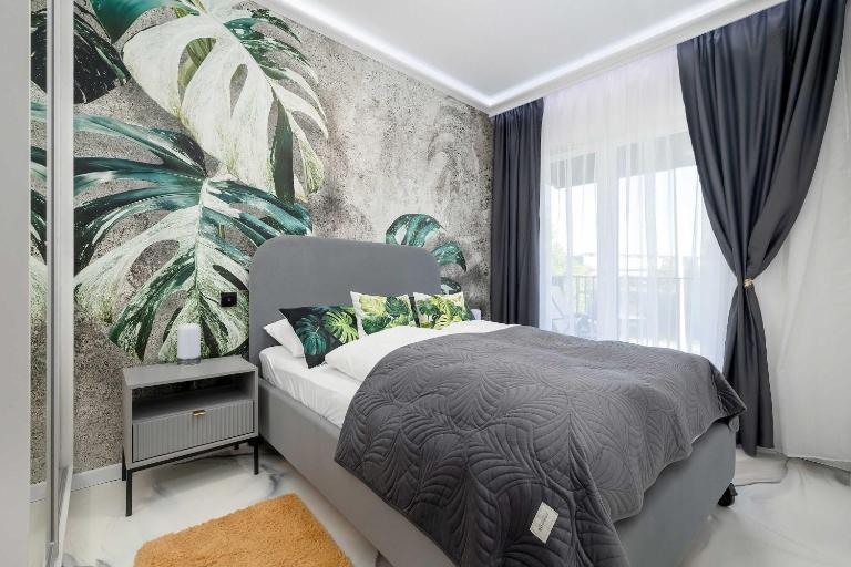 Stylowy Apartament z Parkingiem Podziemnym i Klimatyzacją na Bulwarach Szczecińskich by Noclegi Renters - B&B Szczecin