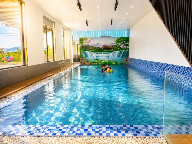 Solwind Riverside - Bed and Breakfast Da Nang