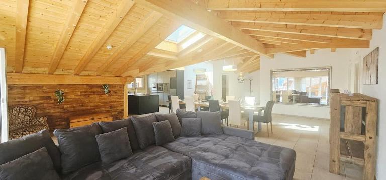 Jungfrau Penthouse - Aare Jungfrau AG - Bed and Breakfast Wilderswil