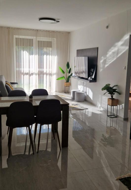 Gold Apartman - B&B Hajdúszoboszló