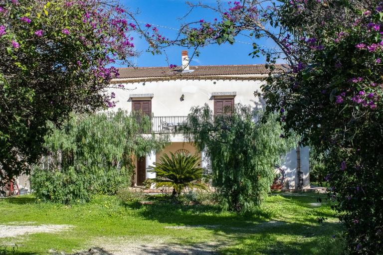 Spacious house with sea view - B&B Sciacca