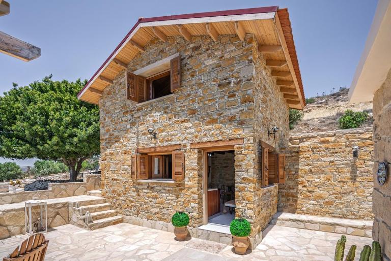 Margarita's Garden SeaView House in Ayios Theodoros Larnaca - B&B Ágios Theódoros