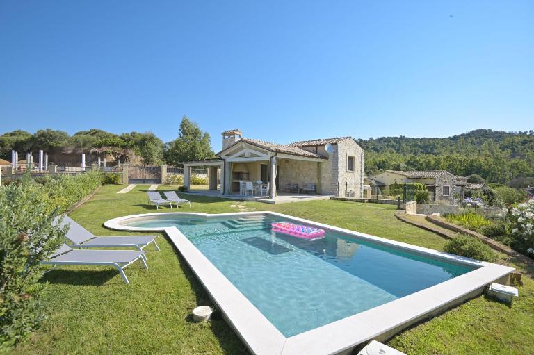 Villa Belvedere with private Pool in Castiadas - B&B San Nicolo'Gerrei