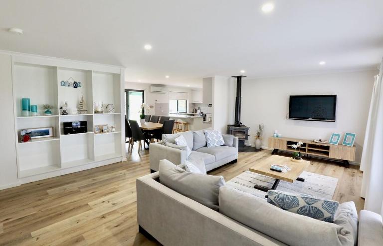 'Fairway Views' Town central holiday home Robe with view of golf course - Ferienwohnung Robe