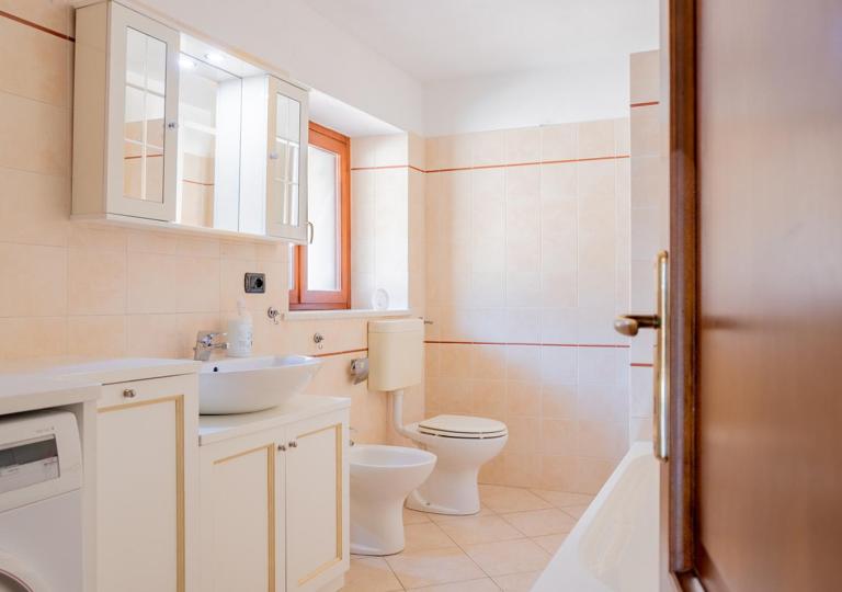10 Min from the Sea Base for 5 Terre e Portofino - B&B Castiglione Chiavarese