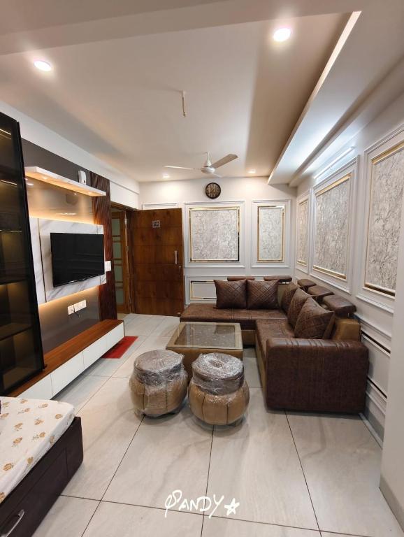 Tara Luxury Homes 1BHK Hill View - B&B Solan