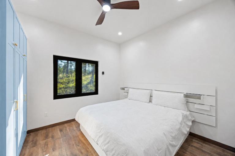 Glacier Luxury Retreat Bear View Cabin 2 - Chambres d'hôtes Hungry Horse