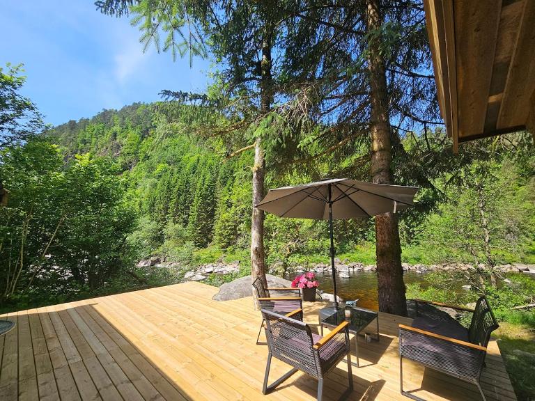 The Tara Cabin - B&B Hægebostad