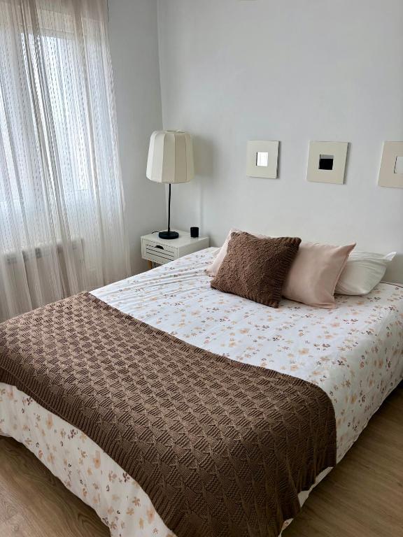 1 linea de playa puerto deportivo Vistas al mar recién reformado - B&B Gijón