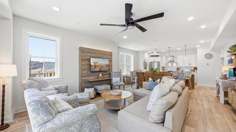NEW Luxury Townhouse with Rooftop Deck - B&B Wildwood
