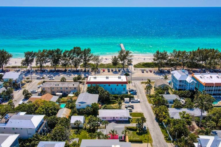 Almost Heaven - Bed and Breakfast Bradenton Beach