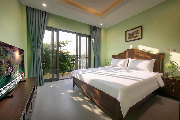 Urban Fragrance - B&B Hanoi