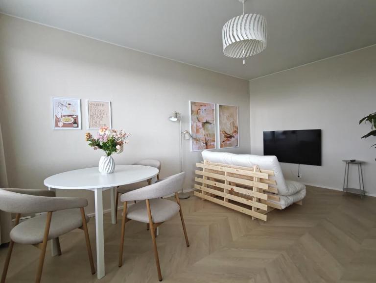 Premium downtown home - Top floor - Self check in - B&B Vaasa