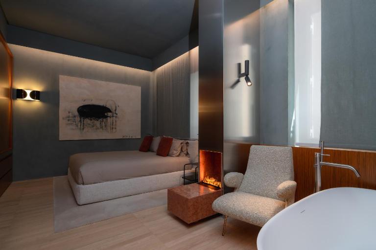 Lanterna Collection - B&B Rome