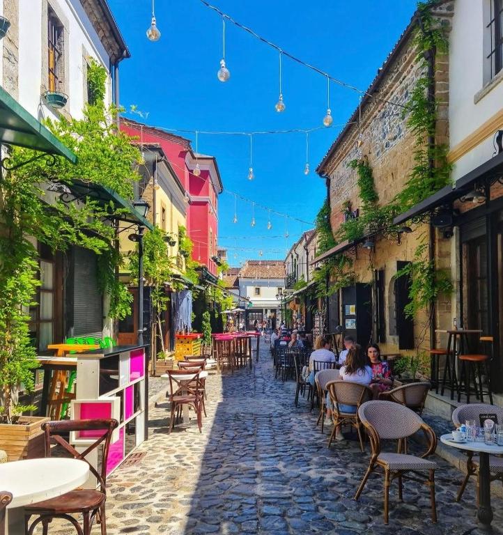ZA Apartment - B&B Korçë