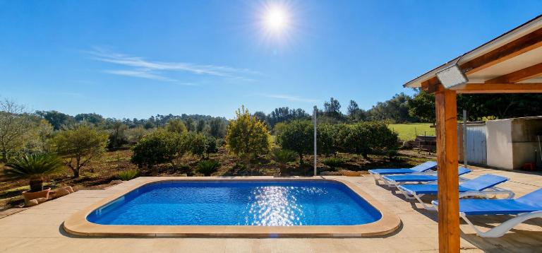 Finca con piscina rodeada de naturaleza - B&B Sencelles