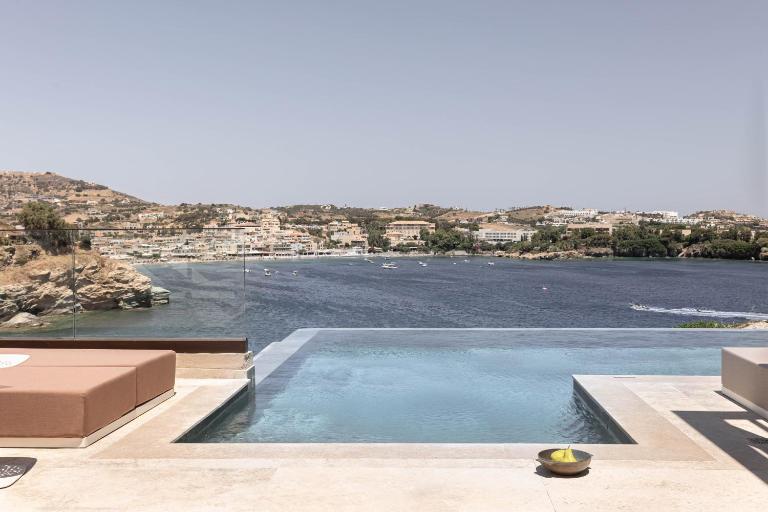 MK Villas Collection, by ThinkVilla - Chambres d'hôtes Agía Pelagía