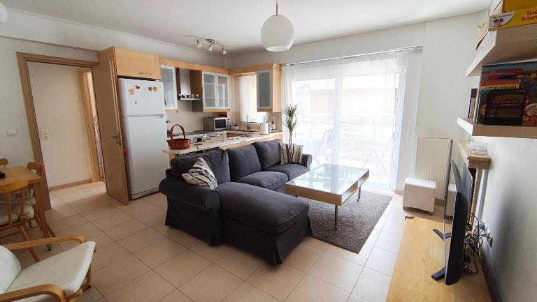 Modern 2 bedroom cozy, quiet and bright apartment in Marousi - B&B Atene
