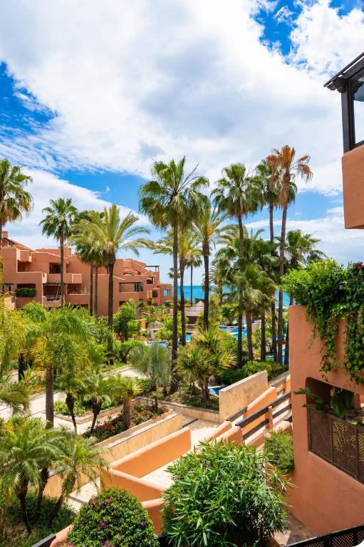 LGDA-E7 Primera línea de playa, Spa y experiencias VIP - B&B Estepona