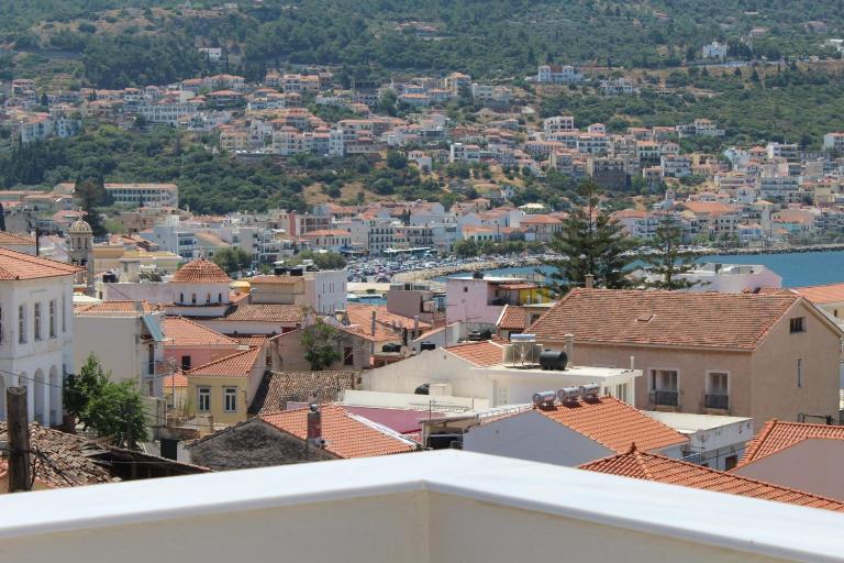 Diogenes Apartments - B&B Samos