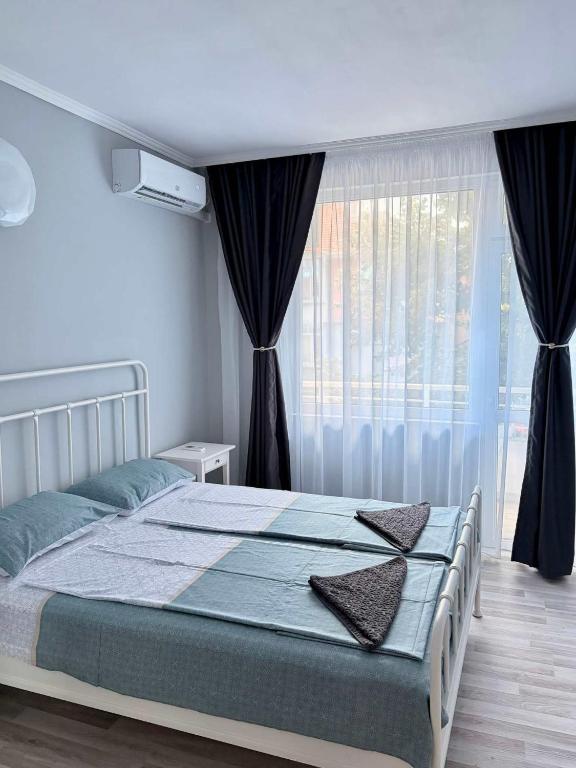 La Luna - Cozy Seaside Apartment in Nessebar by Flat Mаnager - B&B Nesebar