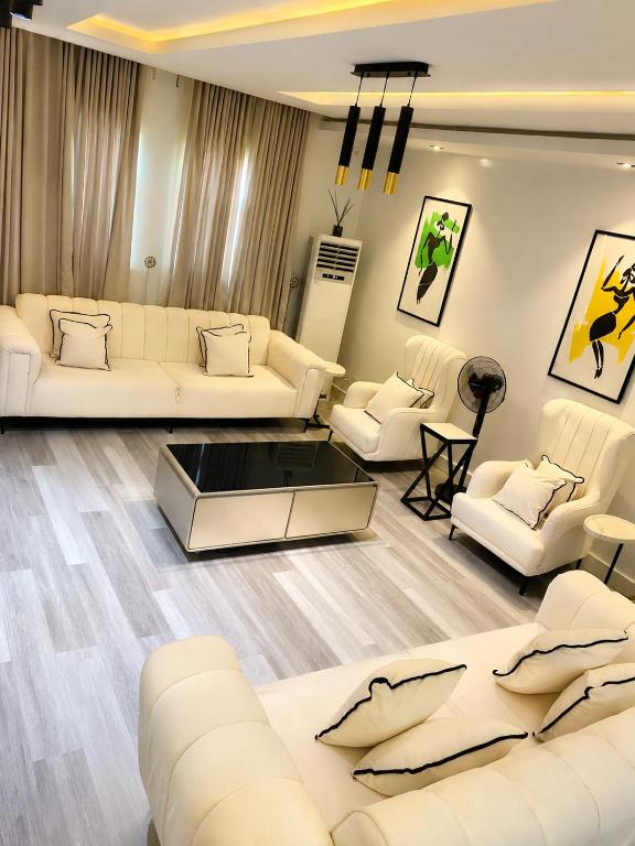 Gold Seven Residence Jahi Abuja - Ferienwohnung Jahi