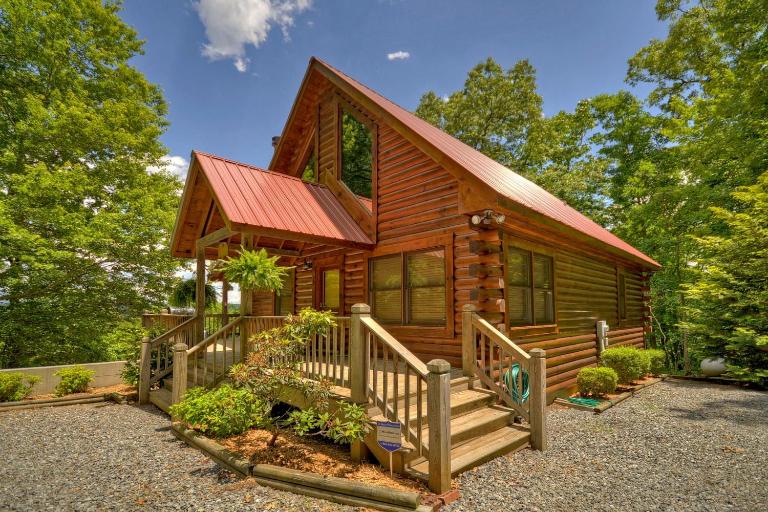 Bear Ridge Hideaway Hot Tub Pool Table MTN View - B&B McCaysville
