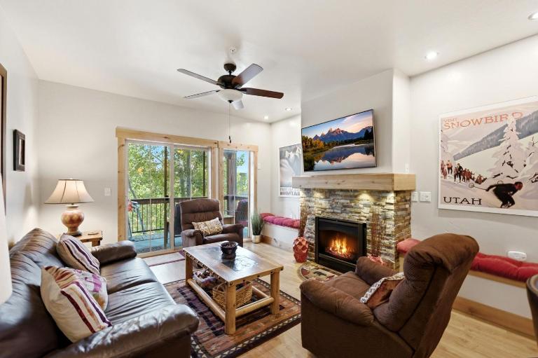 The Grizzly Condo at Bear Hollow - B&B Park City
