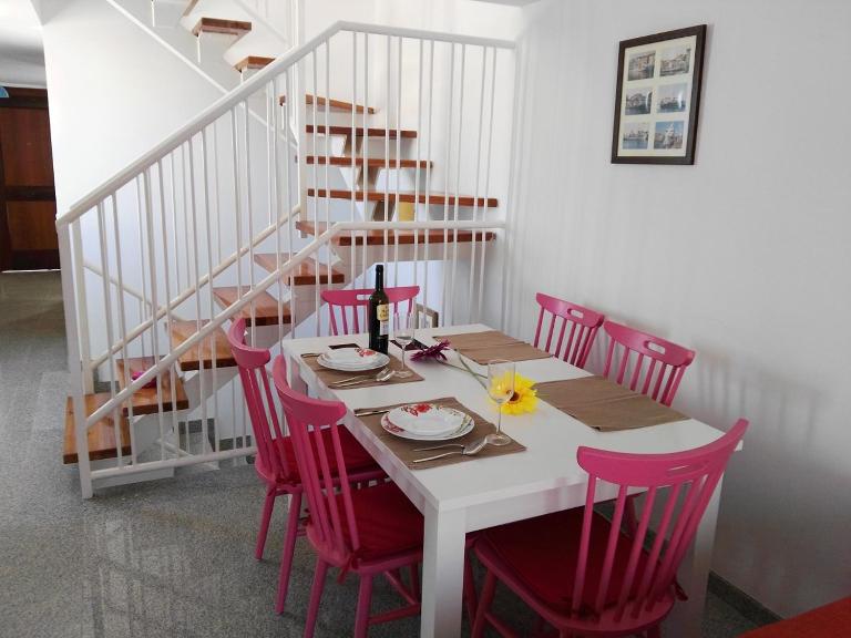 Velez Nazari Cambriles - B&B Lújar