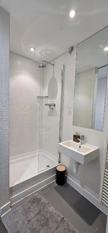 Shivay harmony - B&B Birmingham