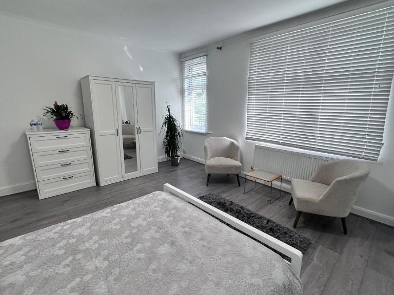 Watford Junction Stay - Bed and Breakfast Watford