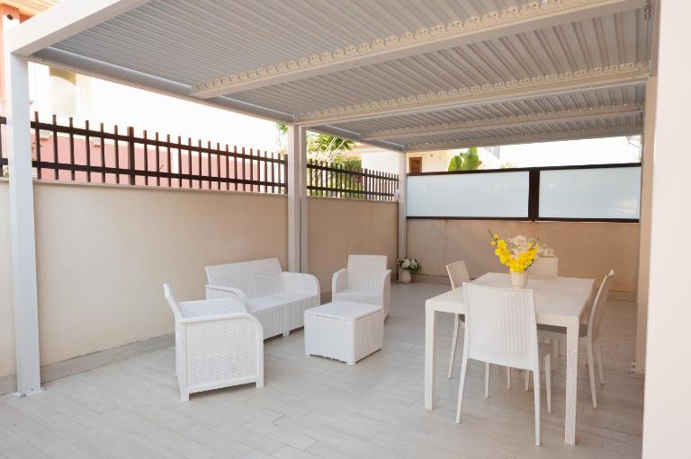 GuestHost - Casa Mirka in Pozzallo with Parking - Ferienwohnung Pozzallo