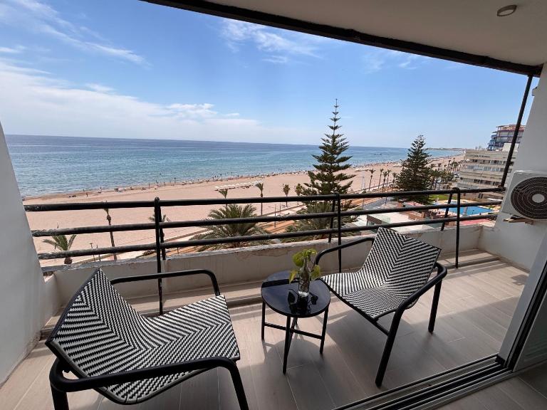 Loft Amanecer - Primera Línea de Playa - B&B El Campello