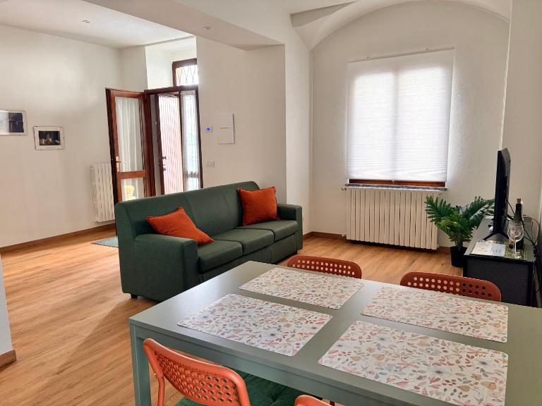 Casa Elmo Borgo di Corenno - B&B Dervio