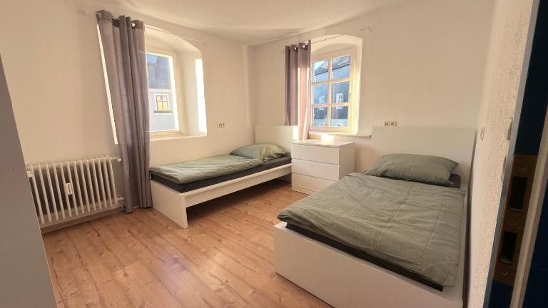 Mykonos House Apartment mit 6 Schlafzimmer - B&B Kirchenlamitz