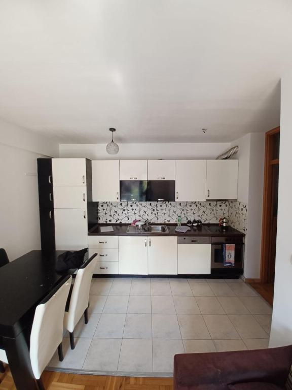 Banesë Kalabria , 2 Bedrooms - B&B Prishtina