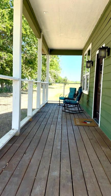 Country Living - B&B Royse City