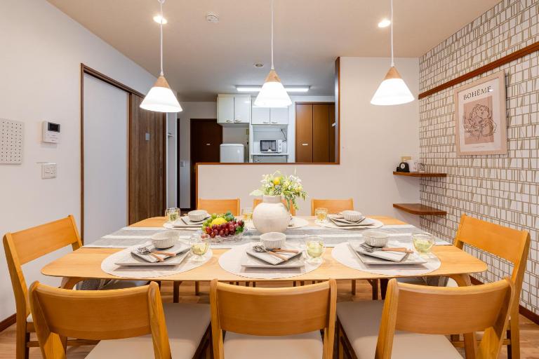 Town House Sannomiya East - Bed and Breakfast Kobe