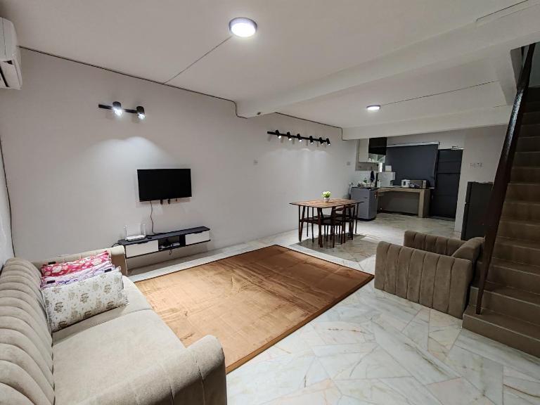 Tambun - Near LWOT, PLUS Highway Access ,Sunway & Pantai Hosp - B&B Tambun