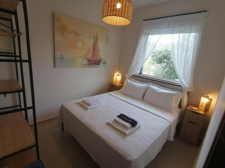 Serene Studio - B&B Petras