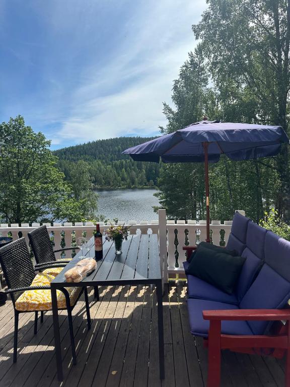 hytte ved innsjø - B&B Skien