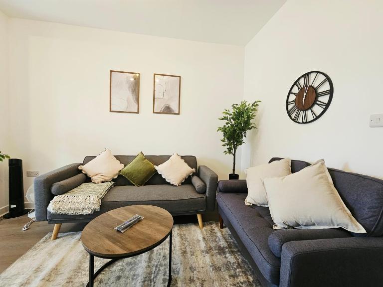 Luxury 2-Bed Flat Near Station with BIKE ! - B&B Cambridge