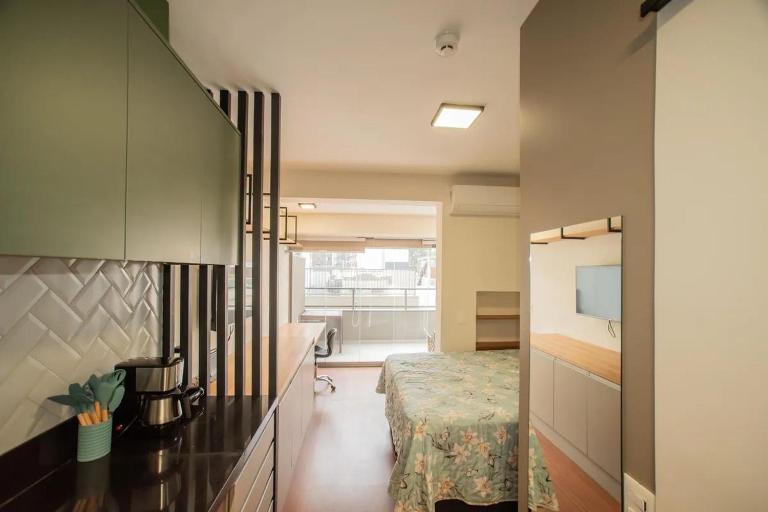 Studio Garden cama Queen próx Metro - Chambres d'hôtes São Paulo