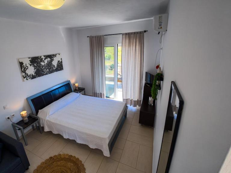 Billys studios - Ferienwohnung Kárystos