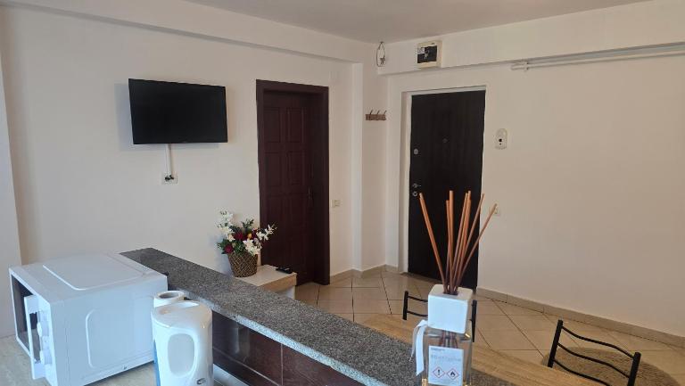 Maritimo Apartment - B&B Costanza