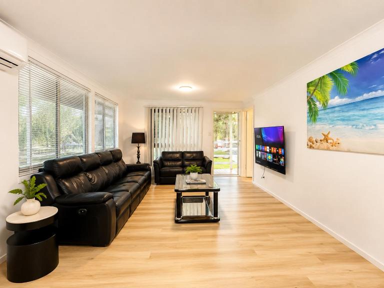 3BR Family Home Walk to Waterfront & Wading Pool - B&B Brisbane