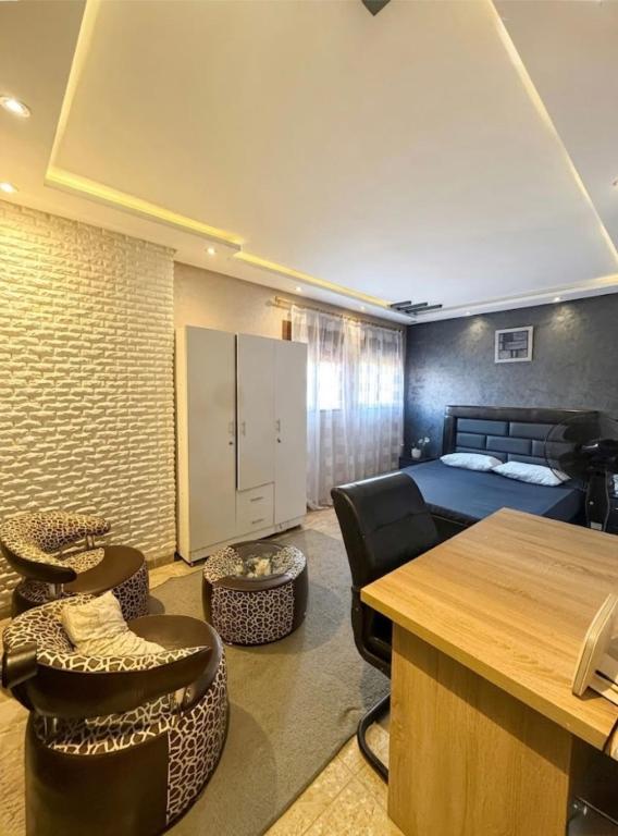 Modern 1BR Near Beach & Tram - B&B Rabat