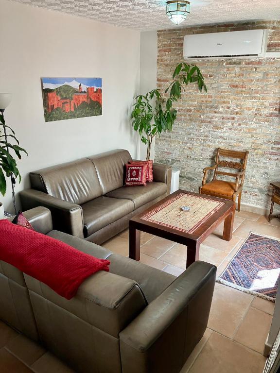Trails of the Alhambra apartment Lancha del Genil - Bed and Breakfast Granada